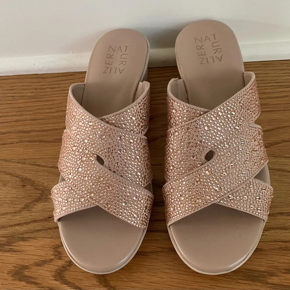 NOWB Naturalizer Rowena Slip-on Wedge Heel With Rhinestones Rose Gold - Picture 6 of 10